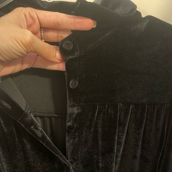 Unbranded Black Velvet Tiered Babydoll Dress - Picture 3 of 3